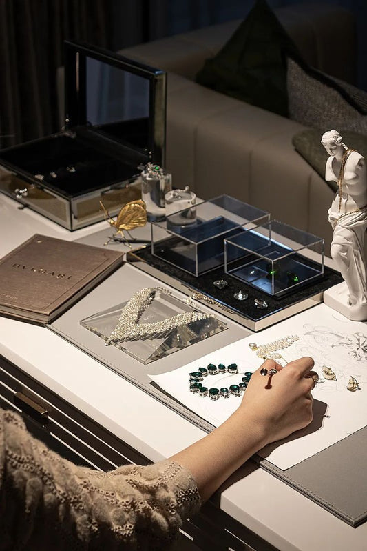 5 Surprising Facts About the Global Jewelry Market (2025)