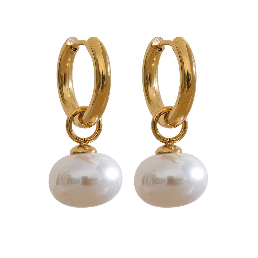 Moonwake - Pearls Earrings