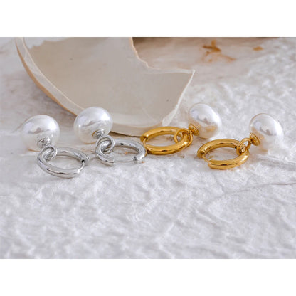Moonwake - Pearls Earrings