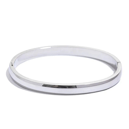 Chloé - Smooth Minimalist Bracelet