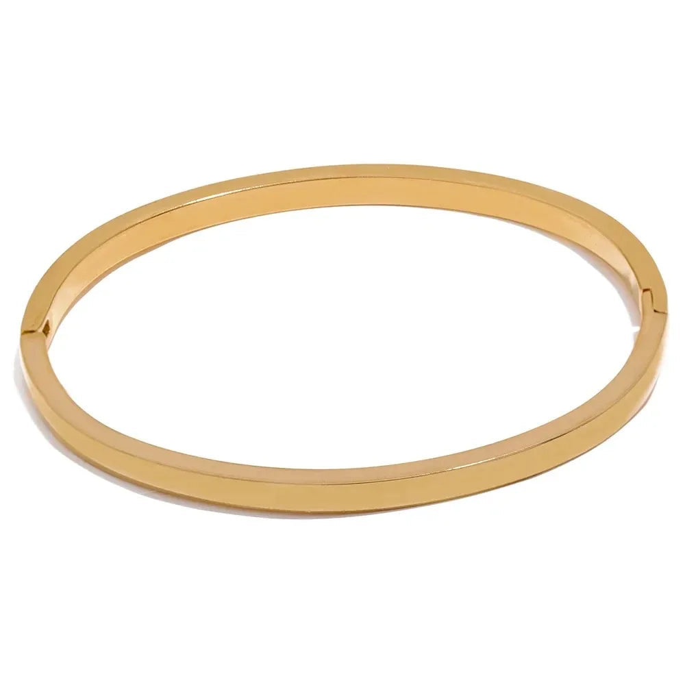 Chloé - Smooth Minimalist Bracelet