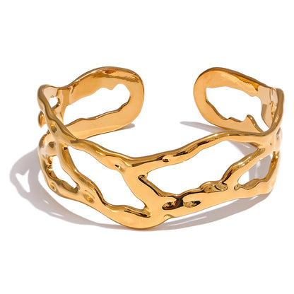 Arwen - Wide Hollow Bangle