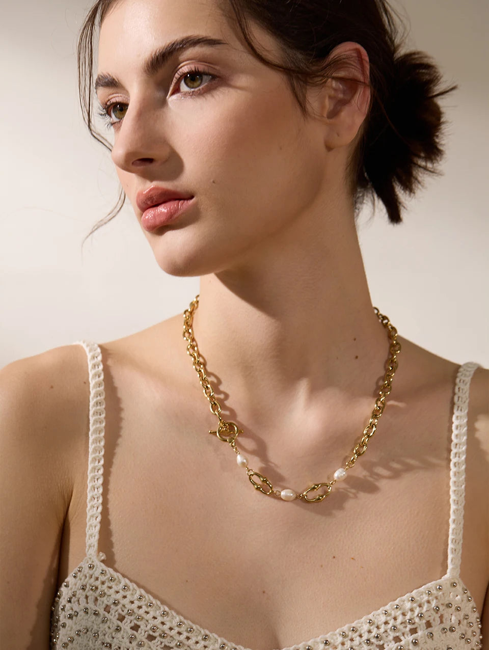 Zariah - Pearl and Metal Chain Necklace