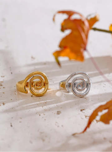 Evangeline - Trendy Conch Ring