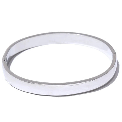 Chloé - Smooth Minimalist Bracelet