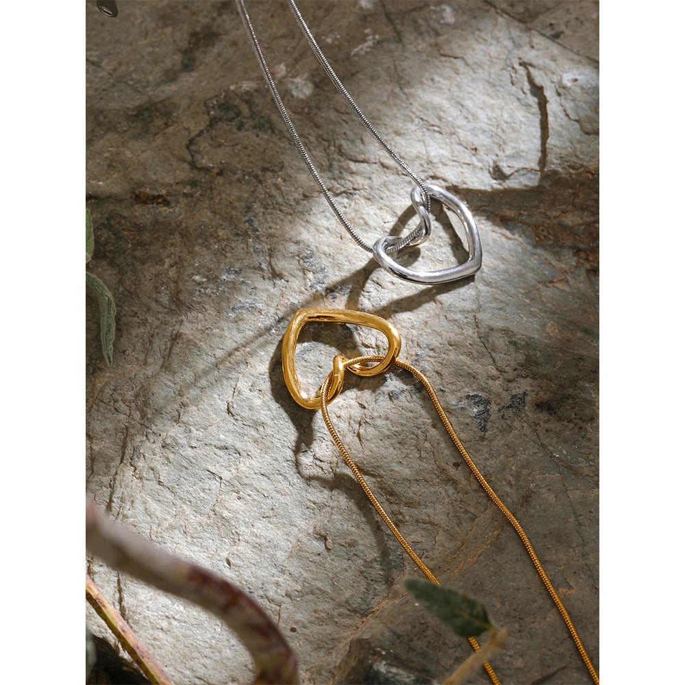 Isolde - Heart Hollow Pendant