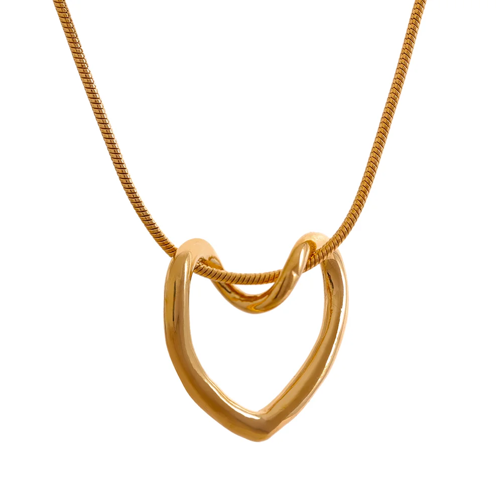 Isolde - Heart Hollow Pendant