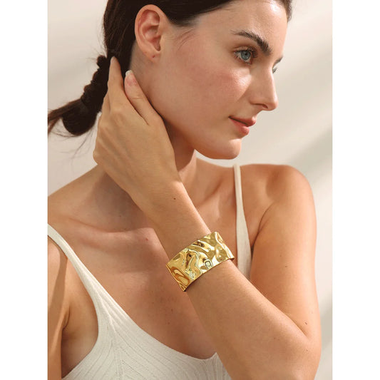 Stella Maris - Wide Cuff Open Bracelet